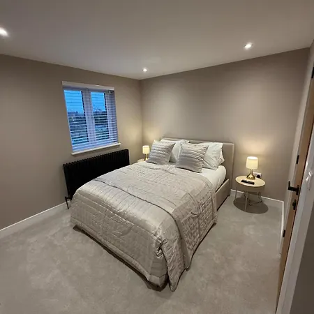 بيت للعطل Haxby House -