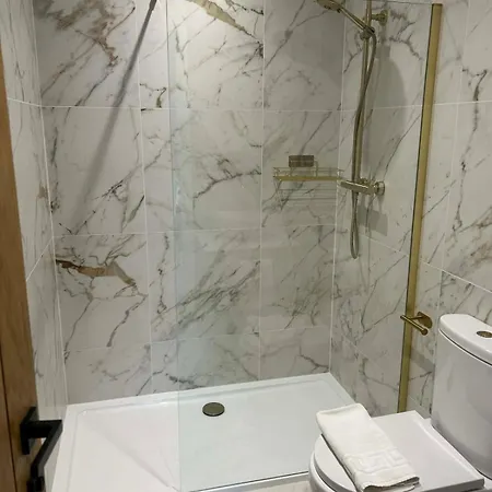 Dom wakacyjny Luxury Haxby House