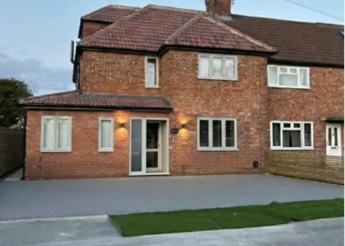 Haxby House - Semesterbostad